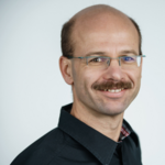 Holger Westrich, responsable mondial de l'informatique chez Physik Instrumente