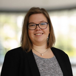 Julia Breiding, gestion de projets informatiques et conseil en processus informatiques, Mainova AG